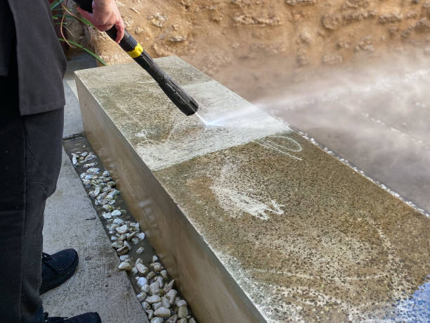 Best Roof Power Washing Services  in Andrews, IN
